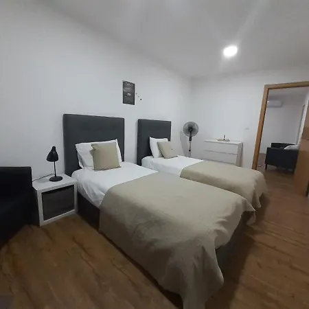 Amazing Huge In Villa Palmela