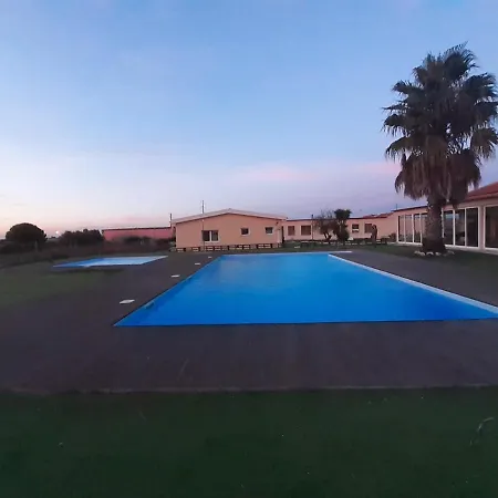 Amazing Huge In * Palmela