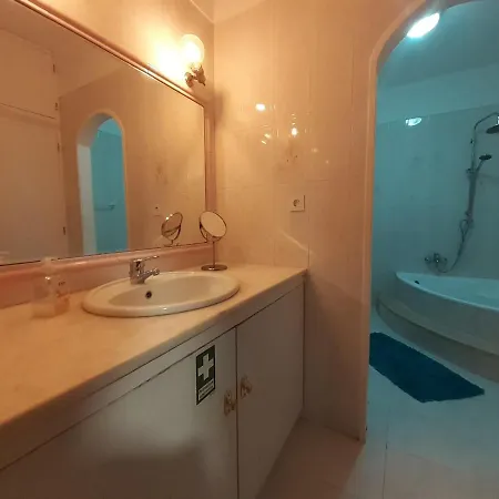 Amazing Huge In Villa