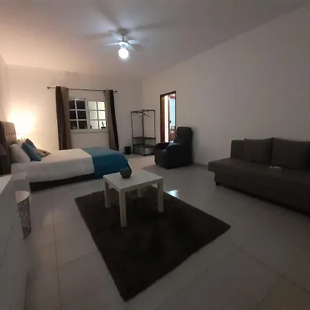 Villa Amazing Huge In